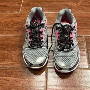 Fila women’s running shoes size 6.5 pink silver and white. Used. Like new